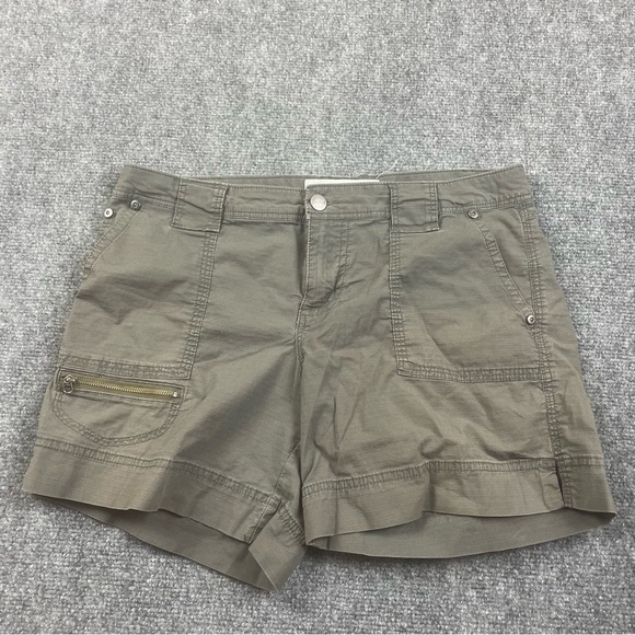 WOOLRICH Women’s Green cargo Shorts size: 6 - Picture 1 of 6